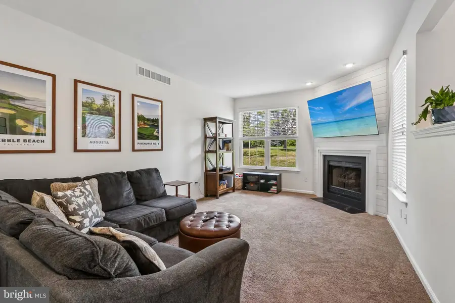 431 Country Club Dr, Lansdale, PA 19446 - #3