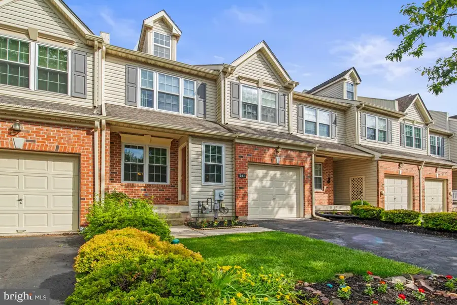 201 Wyncote Ct, Lansdale, PA 19446 - #2