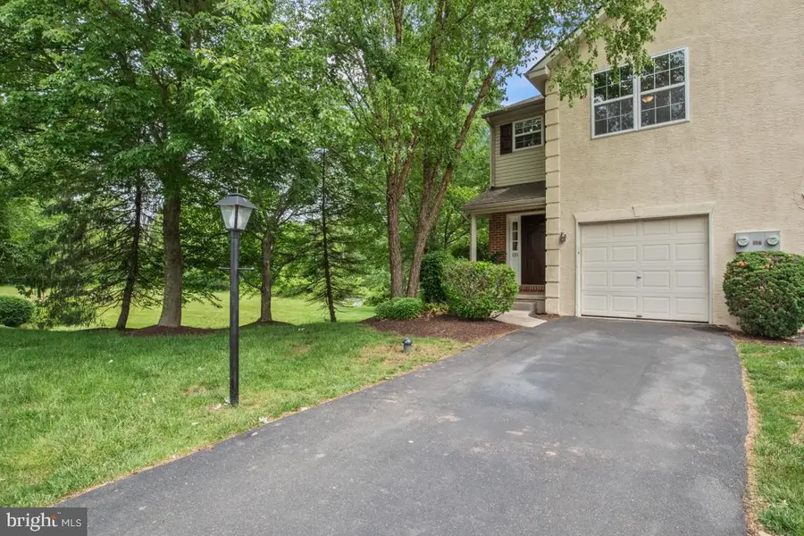 133 Vernon Ct, Lansdale, PA 19446 - #2