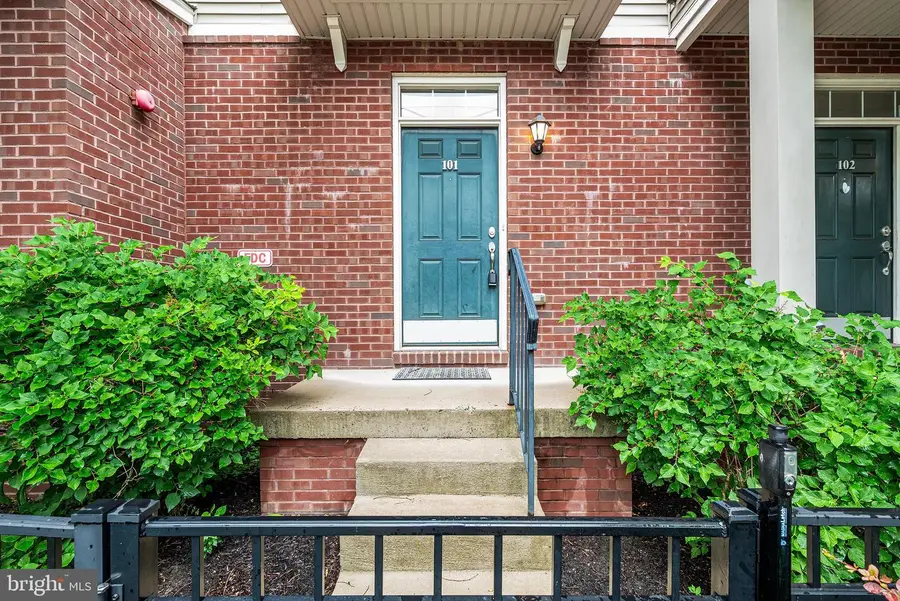 1205 Green St #101, Norristown, PA 19401 - #2
