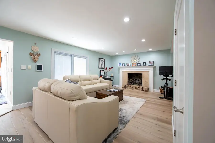 1728 Farmview Rd, Ambler, PA 19002 - #2