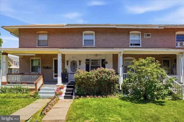 859 W 2nd St, LANSDALE, PA 19446