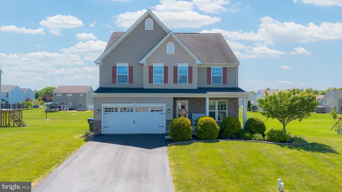 65 Fox Hollow Dr, Gilbertsville, PA 19525 - #1
