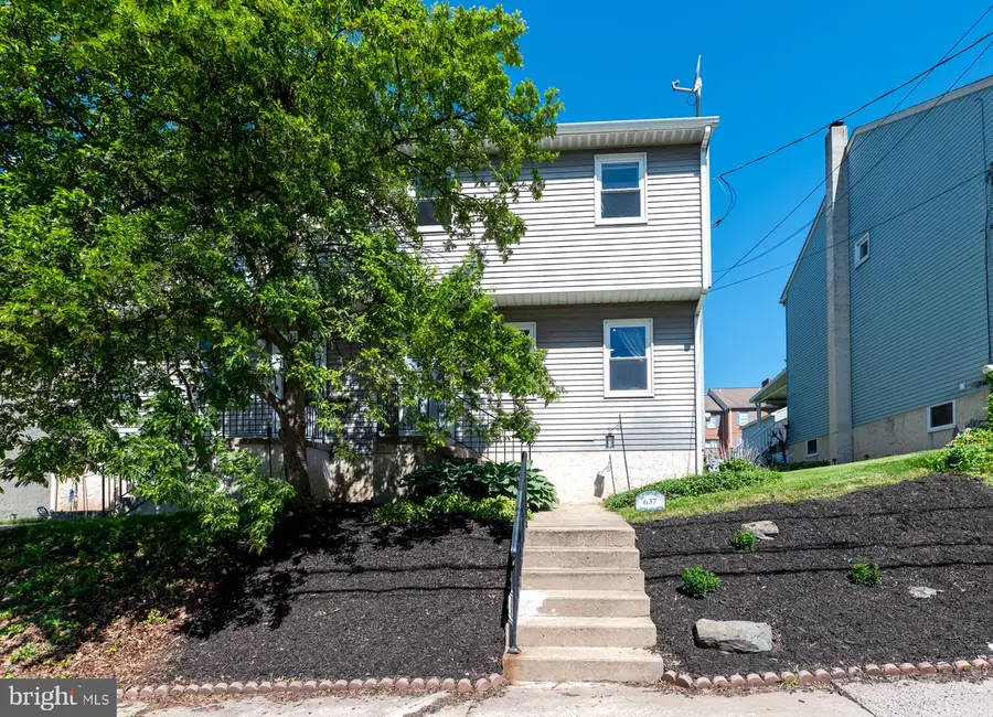 637 Willow St, Pottstown, PA 19464 - #3