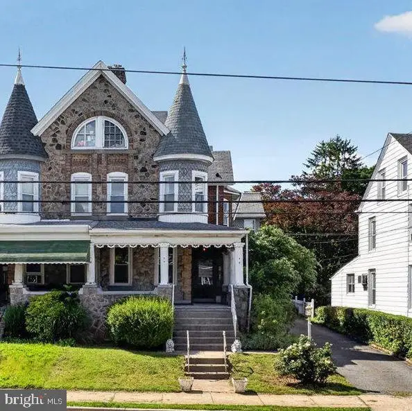 545 Walnut St, Royersford, PA 19468 - #1