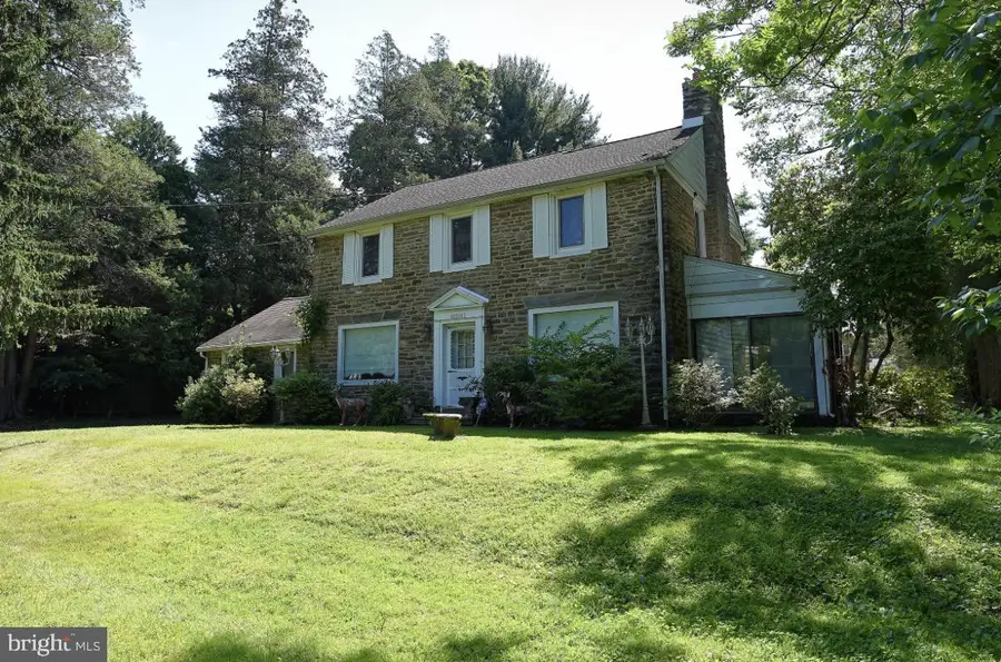 8231 New Second St, Elkins Park, PA 19027 - #3
