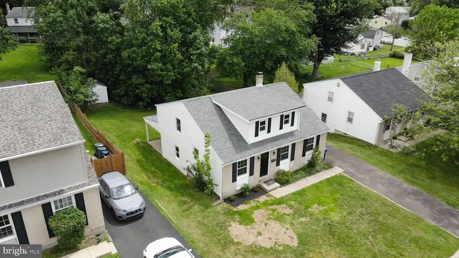 2921 Senak Rd, Abington, PA 19001 - #2