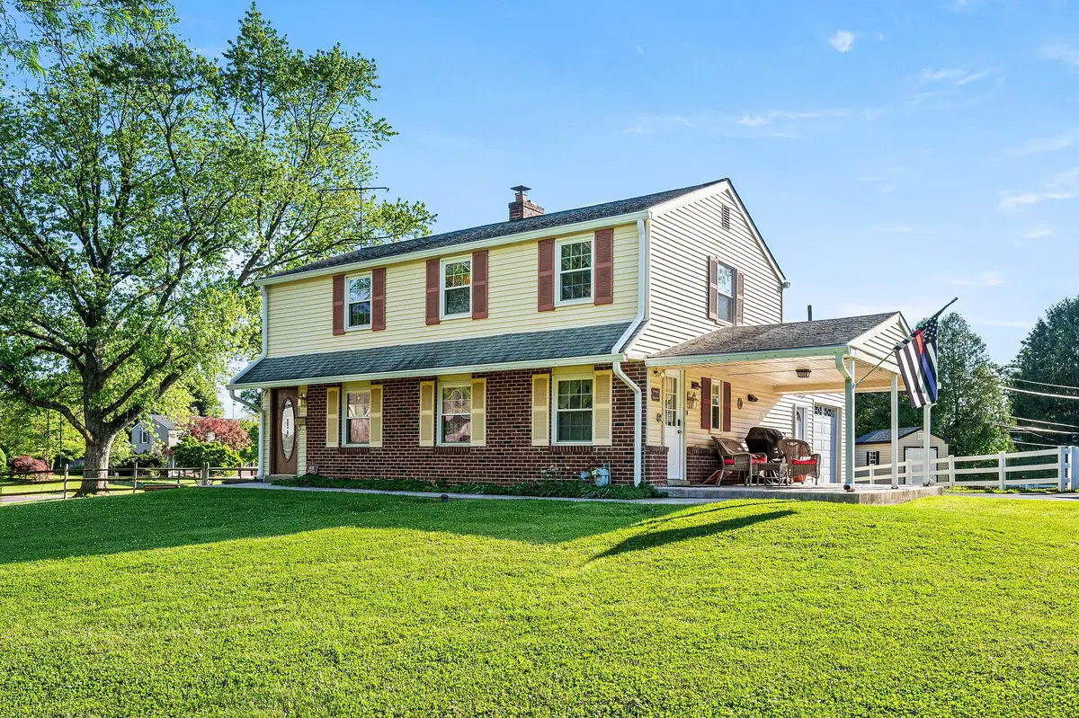 4035 Fairway Rd, Lafayette Hill, PA 19444 - #1