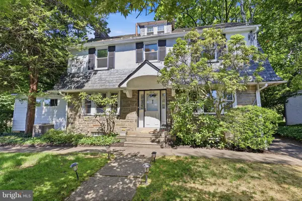 8210 Fairview Rd, ELKINS PARK, PA 19027
