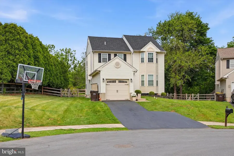 810 Elizabeth Ct, Collegeville, PA 19426 - #3