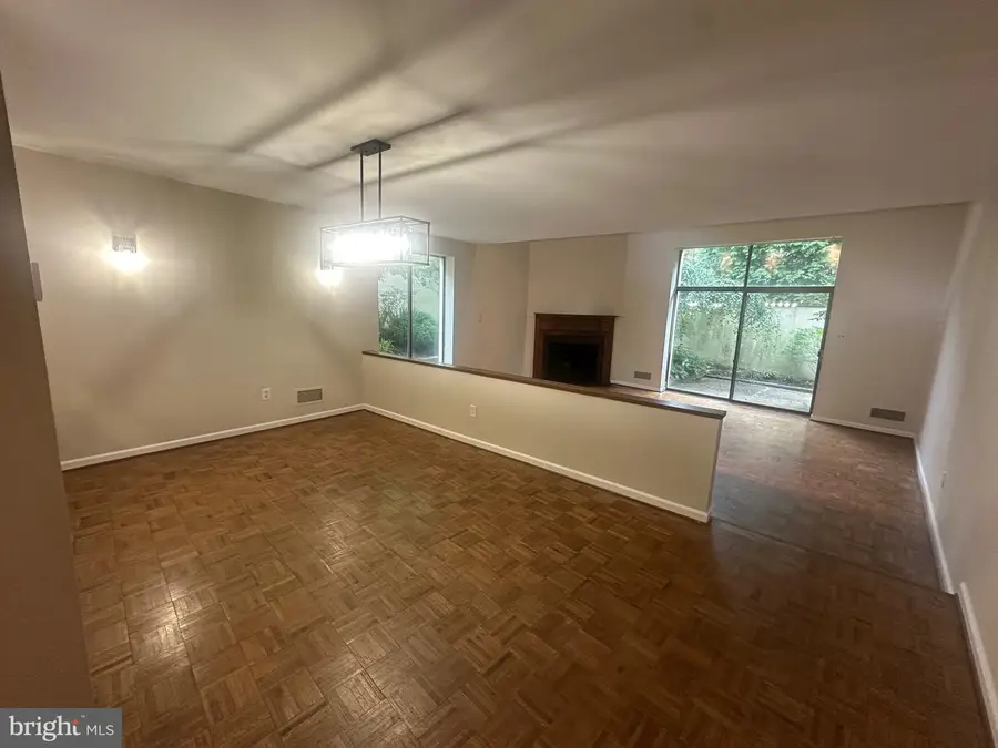 100 Llanalew Rd #7, Haverford, PA 19041 - #3
