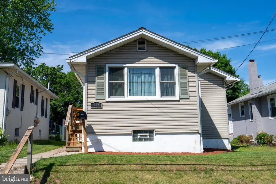 113 Penn St, Pennsburg, PA 18073 - #2