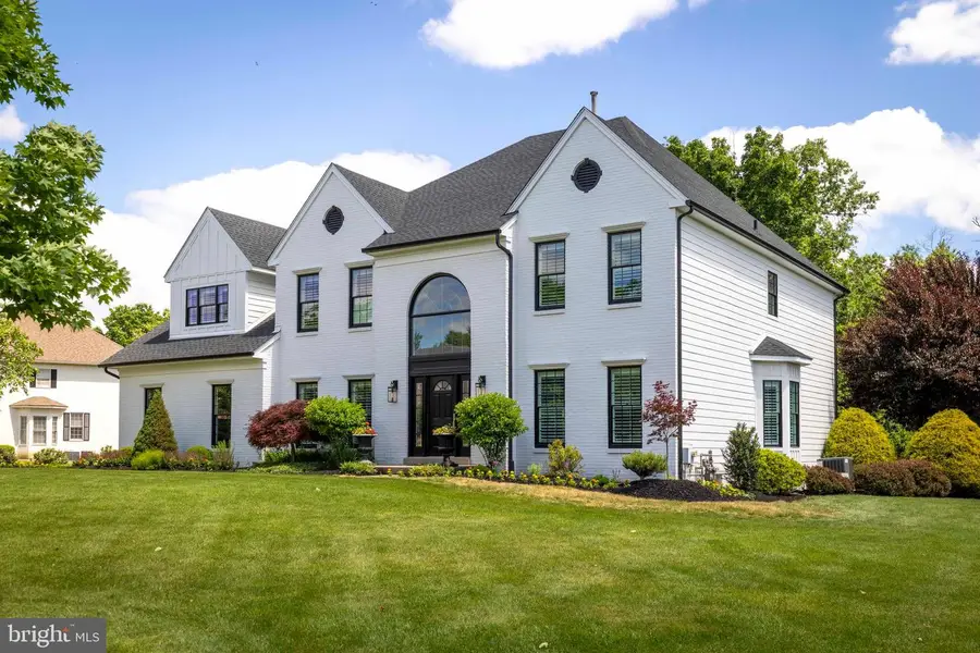 1365 Landis Dr, North Wales, PA 19454 - #2