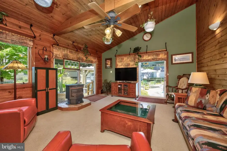 11 W 5th Ave, Trappe, PA 19426 - #2