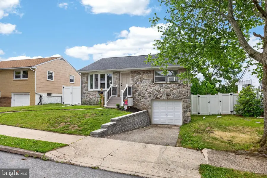 474 Clearview St, Pottstown, PA 19464 - #2