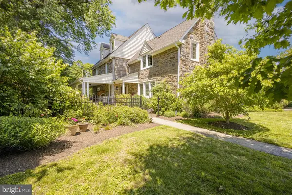 324 Holmecrest Rd, JENKINTOWN, PA 19046