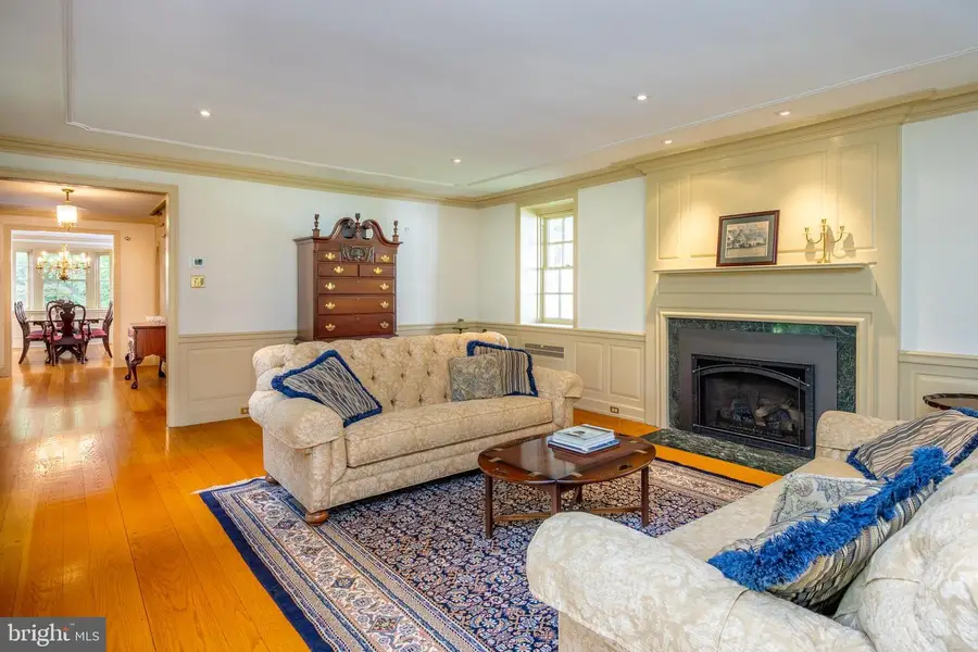 107 E Mill Rd, Flourtown, PA 19031 - #3