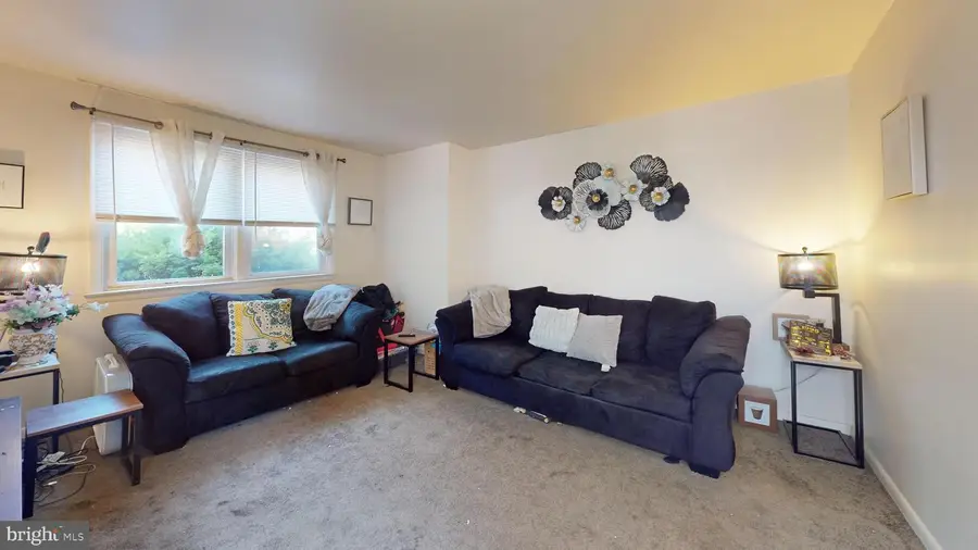 208 N Sylvania Ave, Jenkintown, PA 19046 - #3