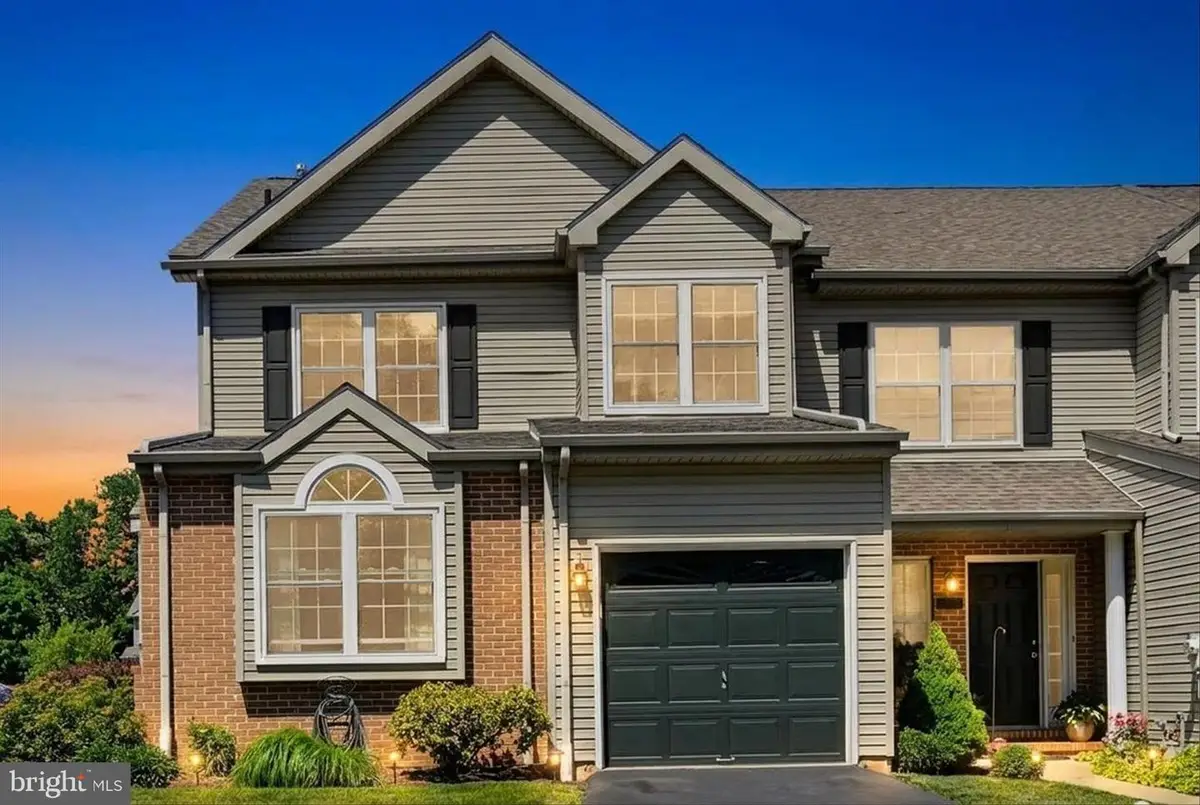 122 Harvard Dr, Trappe, PA 19426 - #1