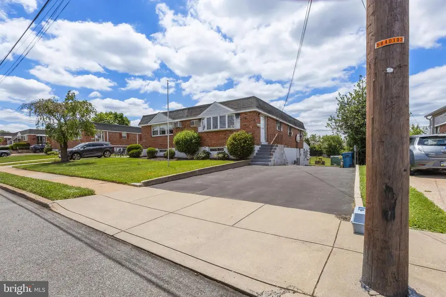 629 Clay Dr, Conshohocken, PA 19428 - #2