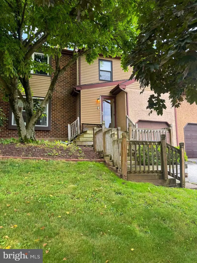 2570 Terraced Hill Ct, Pottstown, PA 19464 - #1