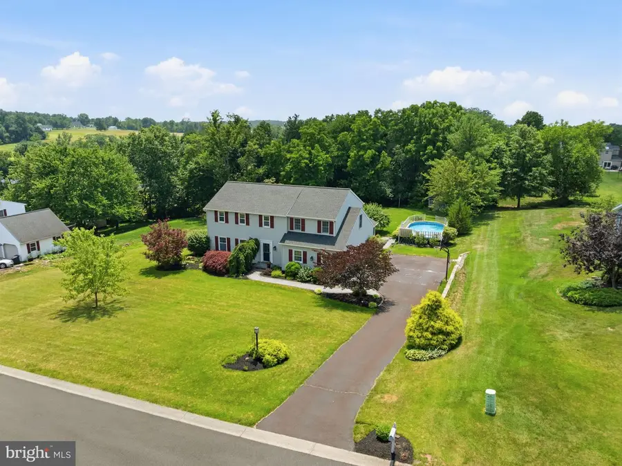 766 Eisenhauer Dr, Telford, PA 18969 - #3