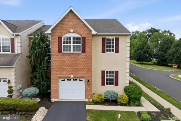 949 Cholet Dr, COLLEGEVILLE, PA 19426