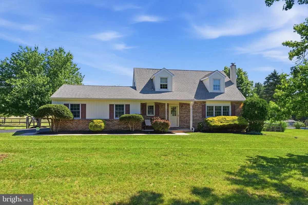 232 Wartman Rd, Collegeville, PA 19426 - #1