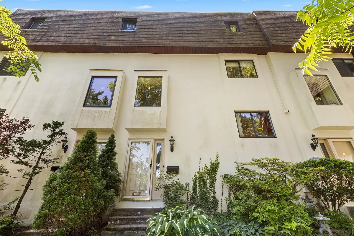 119 E Montgomery Ave #7, Ardmore, PA 19003 - #1