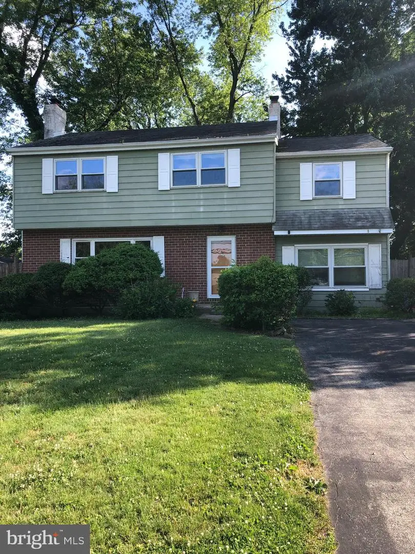 904 Township Line Rd, Plymouth Meeting, PA 19462 - #1
