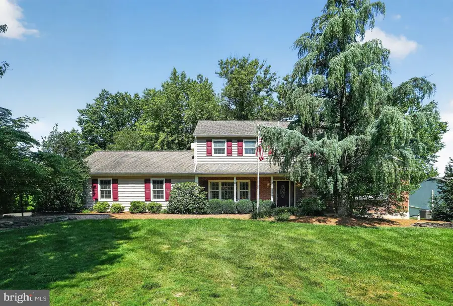 1006 Weikel Rd, Lansdale, PA 19446 - #2