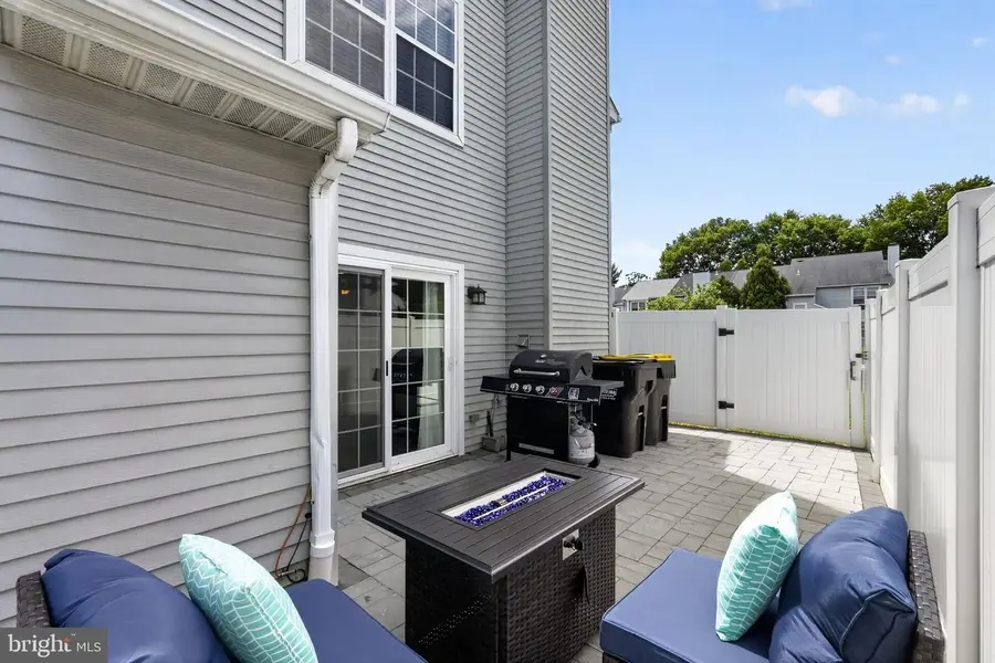 48 Bark Hollow Ln, Horsham, PA 19044 - #3