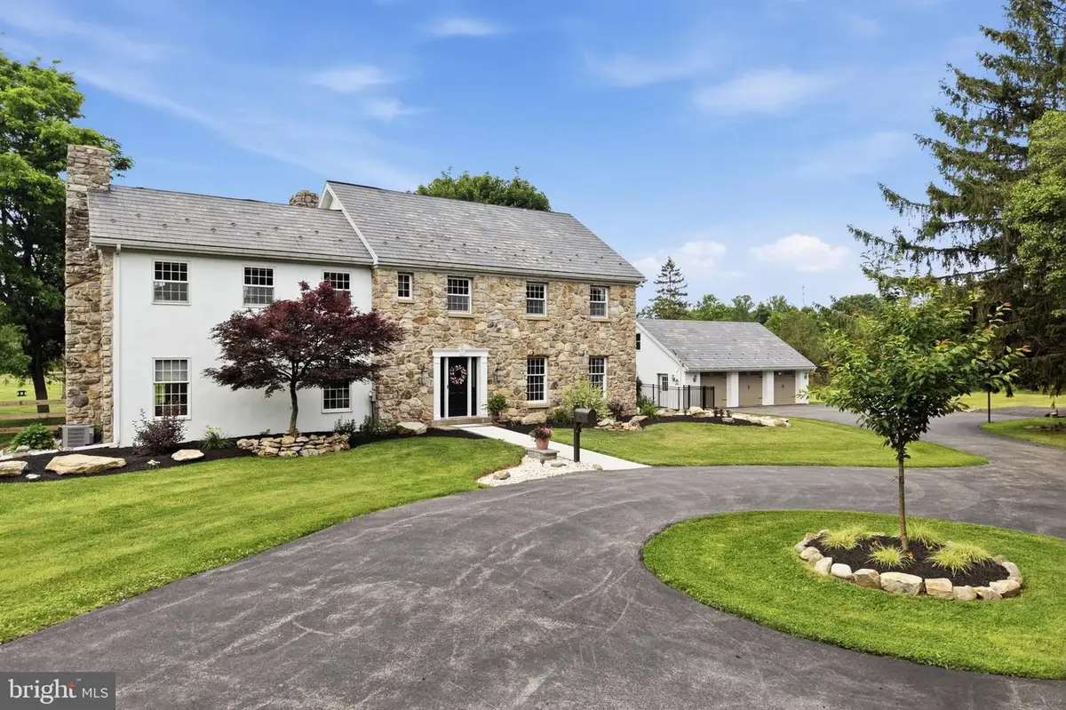 86 Whites Mill Rd, Green Lane, PA 18054 - #1