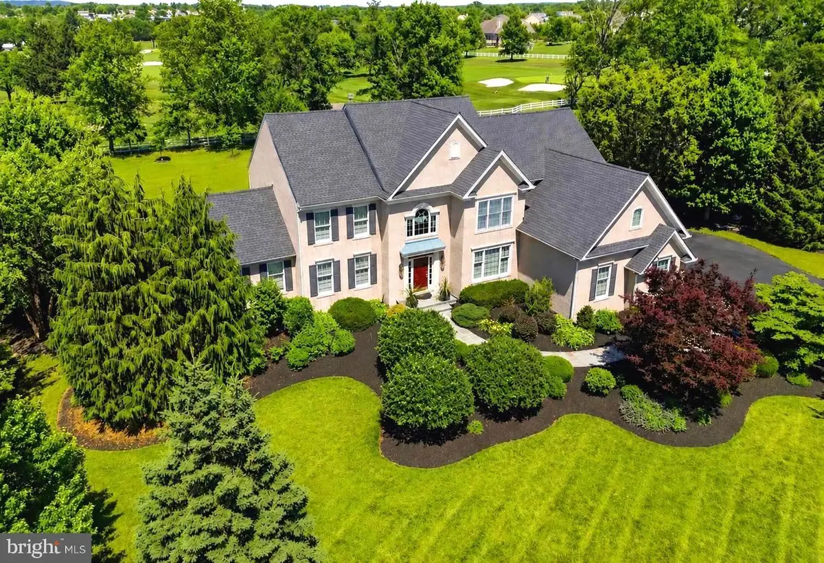 583 Oakmont Dr E, Telford, PA 18969 - #1