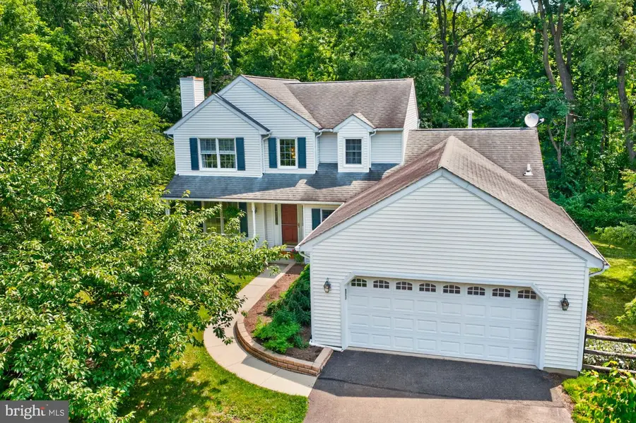 1529 Meadowview Dr, Pottstown, PA 19464 - #2