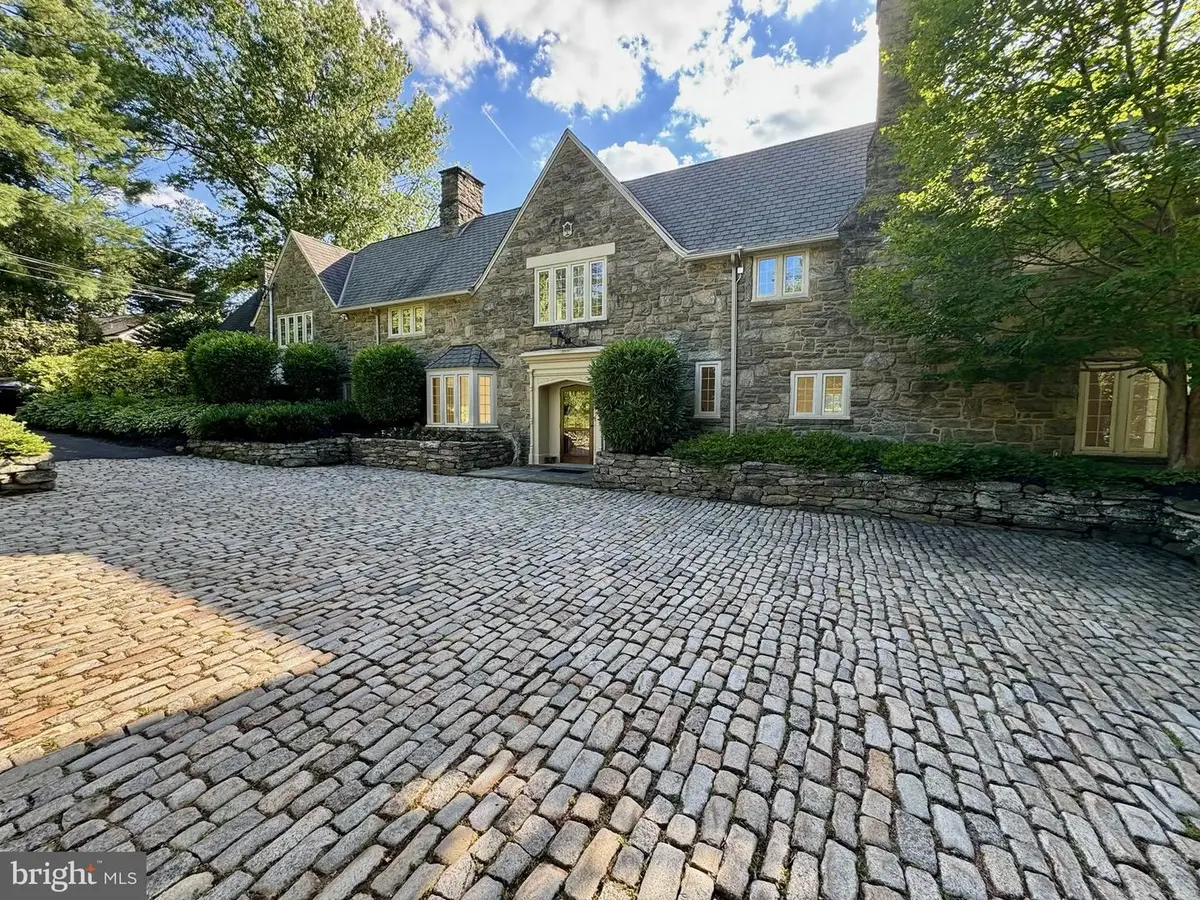 534 N Rose Ln, Haverford, PA 19041 - #1