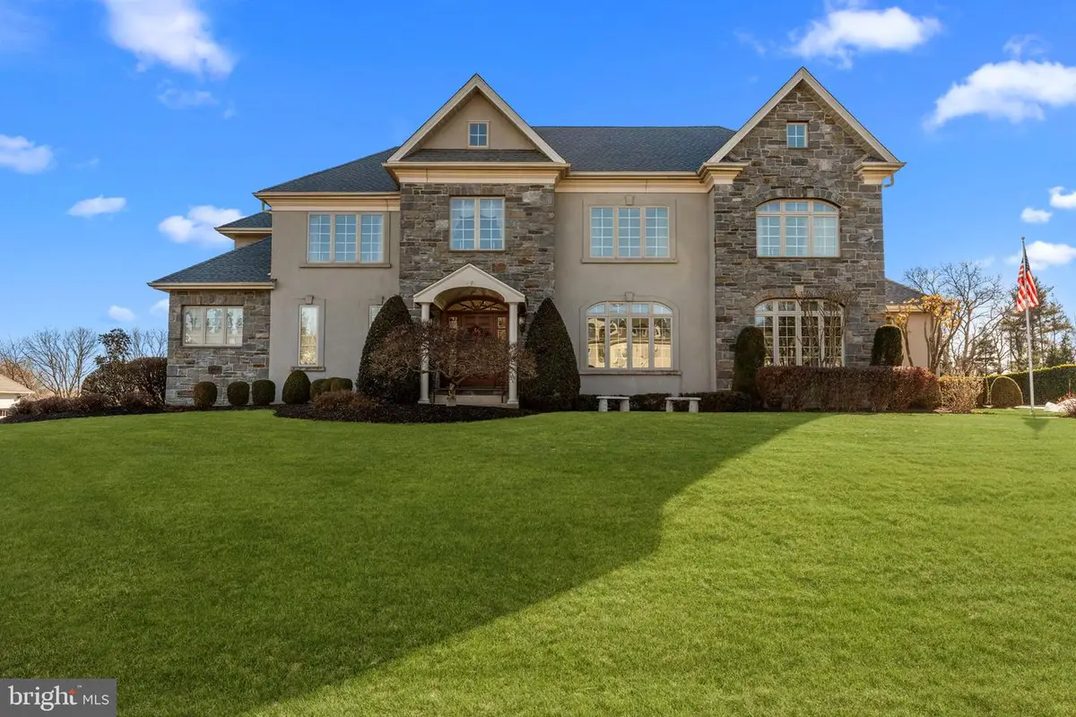 2175 Jefferson Ln, Huntingdon Valley, PA 19006 - #1