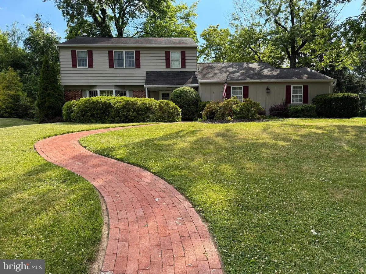 4190 Hoffman Rd, Hatboro, PA 19040 - #1