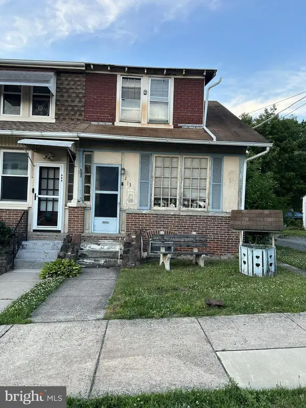 213 East St, POTTSTOWN, PA 19464