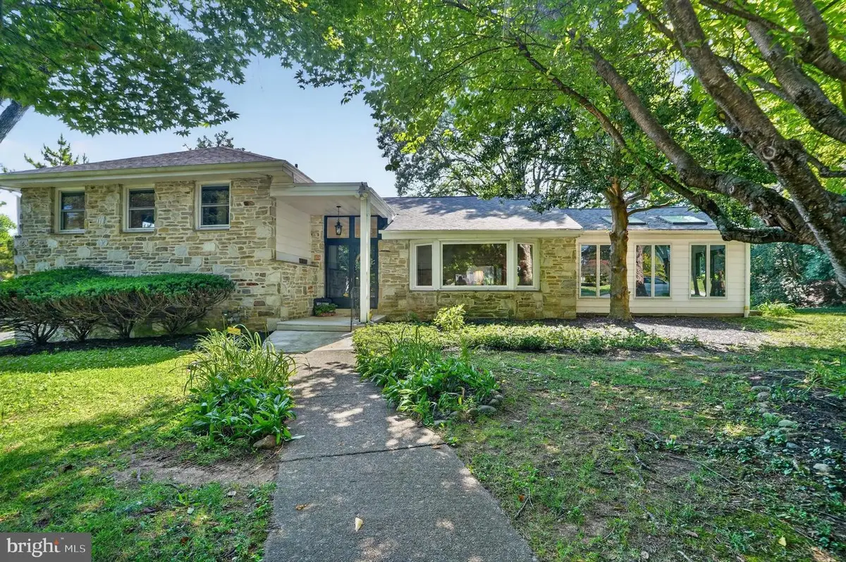 1904 Quill Ln, Oreland, PA 19075 - #1