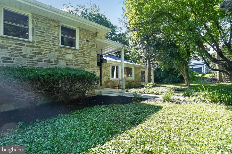 1904 Quill Ln, Oreland, PA 19075 - #3