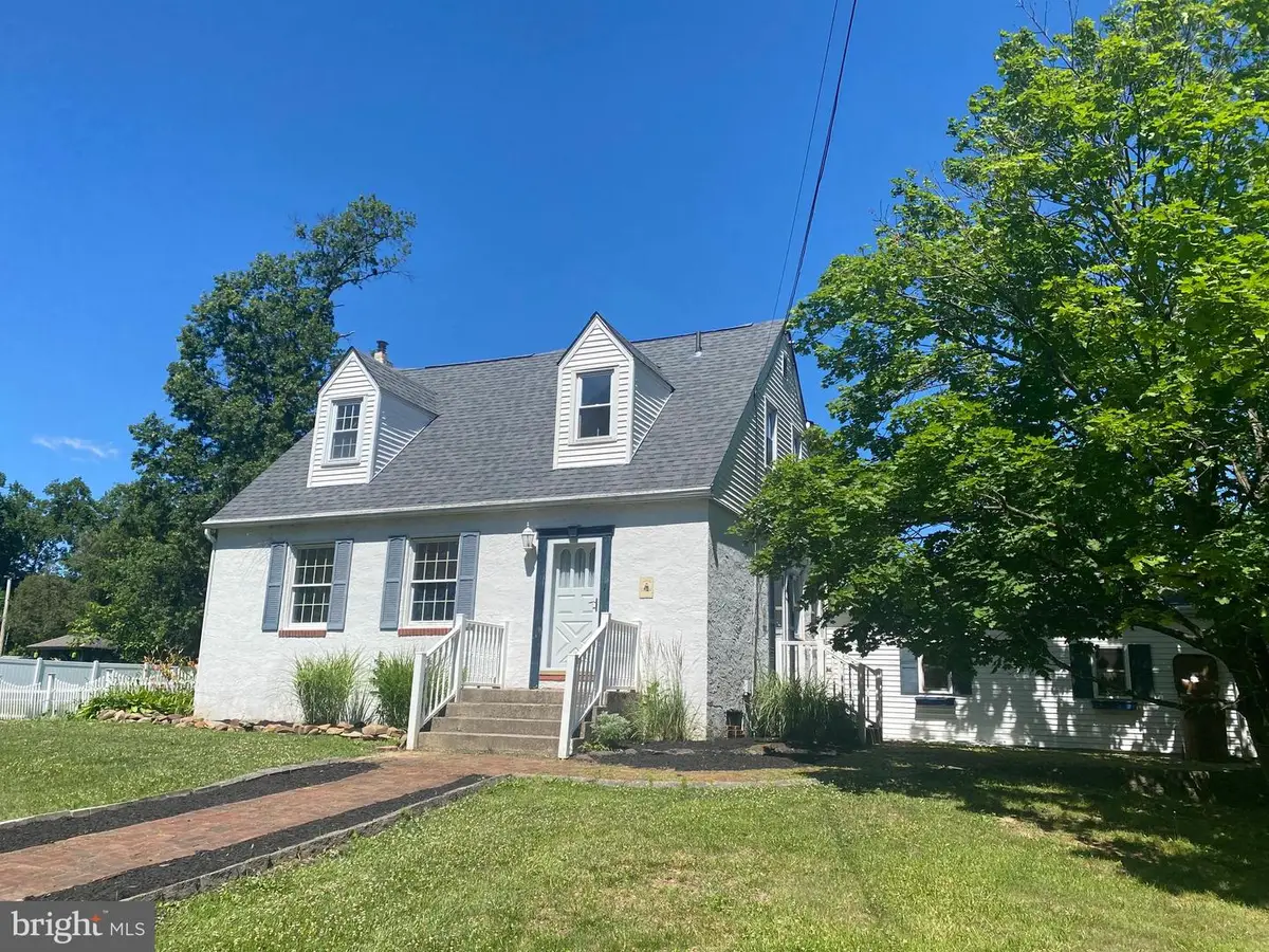 1380 Bernard Ave, Willow Grove, PA 19090 - #1
