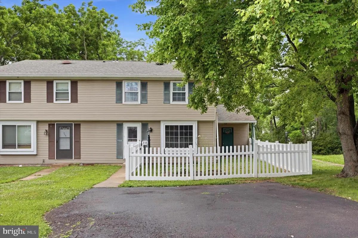 238 State St, Lansdale, PA 19446 - #1