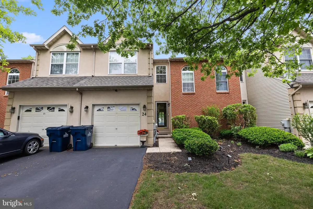 24 Raleigh Ct, Harleysville, PA 19438 - #1