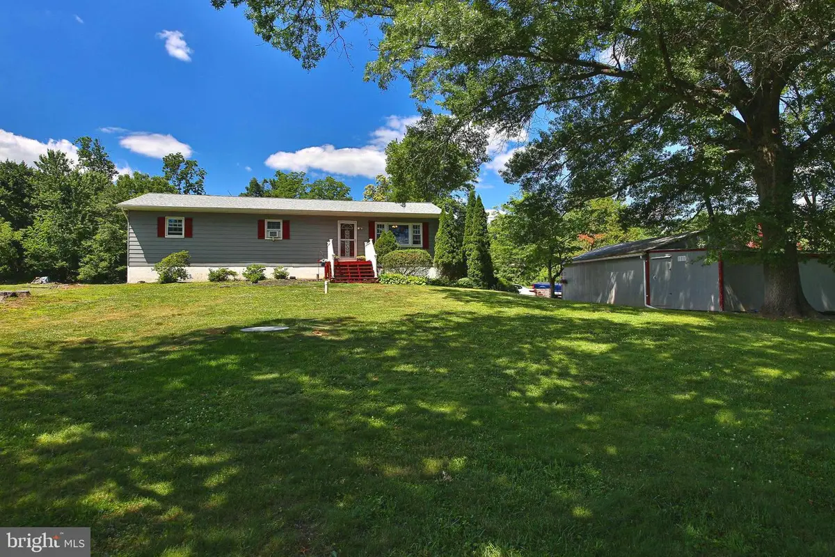 3134 Wild Run Rd, Pennsburg, PA 18073 - #1
