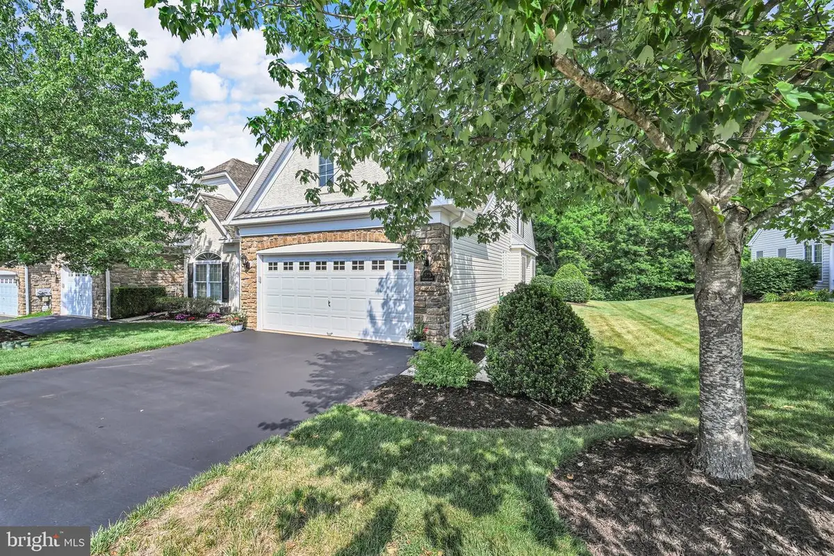 373 Brittany Ct, Souderton, PA 18964 - #1