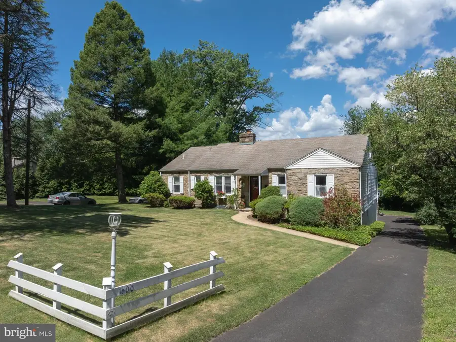 1600 Huntingdon Rd, Abington, PA 19001 - #2