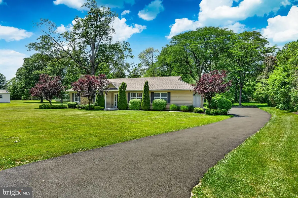246 Oak Park Rd, Hatfield, PA 19440 - #1