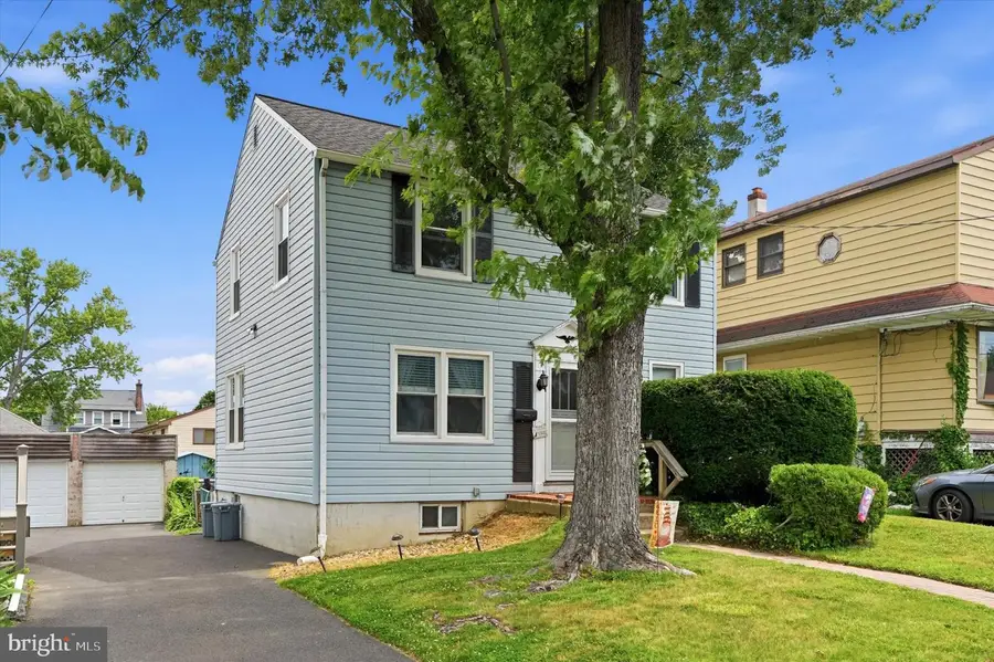 2457 Independence Ave, Abington, PA 19001 - #2