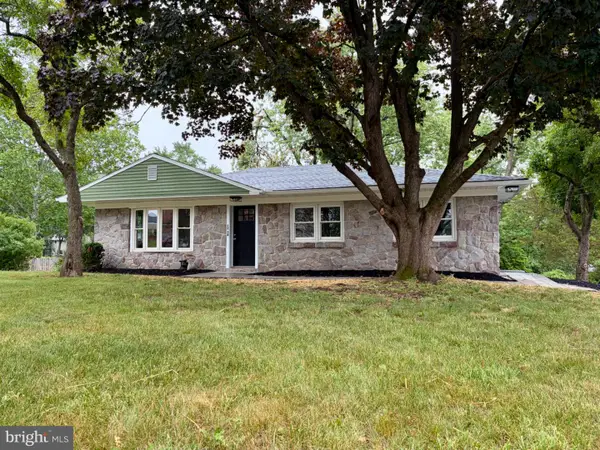 1238 Kauffman Rd, POTTSTOWN, PA 19464